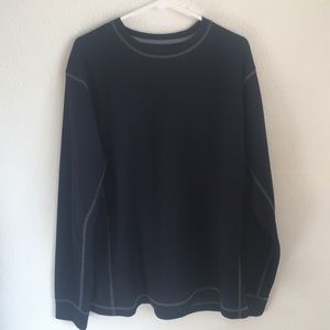 Men’s XL Roundtree and Yorke Long Sleeved shirt